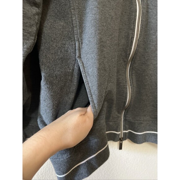 Psycho Bunny Gray V-Neck Sweater - Picture 2 of 12